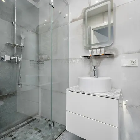 Motlawa River Old By Renters * Danzica